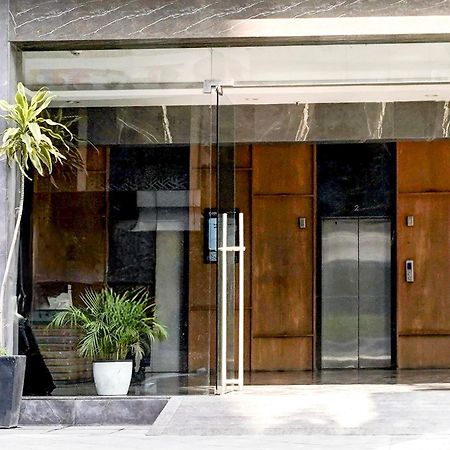 Super Townhouse Pbg Mall Vashi Turambhe Eksteriør bilde